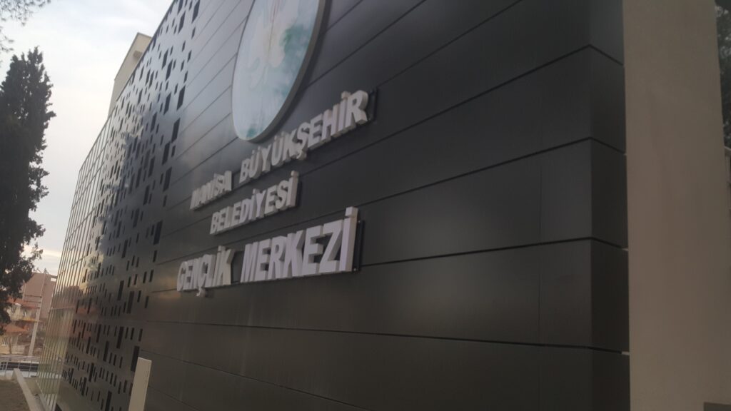 SELENDİ GENÇLİK MERKEZİ İNCE İŞLER YAPIM İŞİ